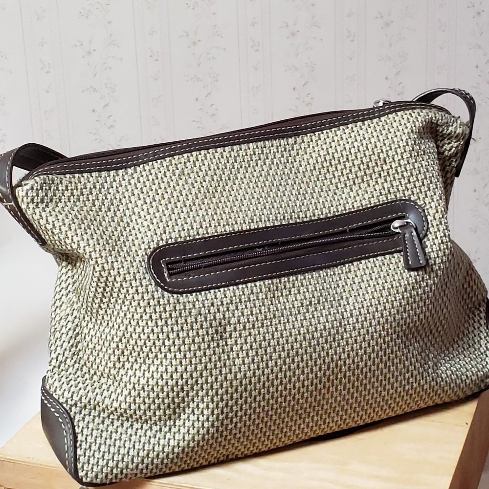 Stone Mountain Brown and Cream Tweed Pattern**